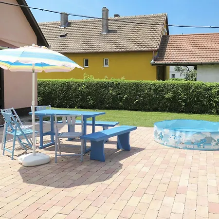 Keszeg-1 By Interhome Apartman