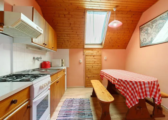 Apartament Keszeg-1 By Interhome