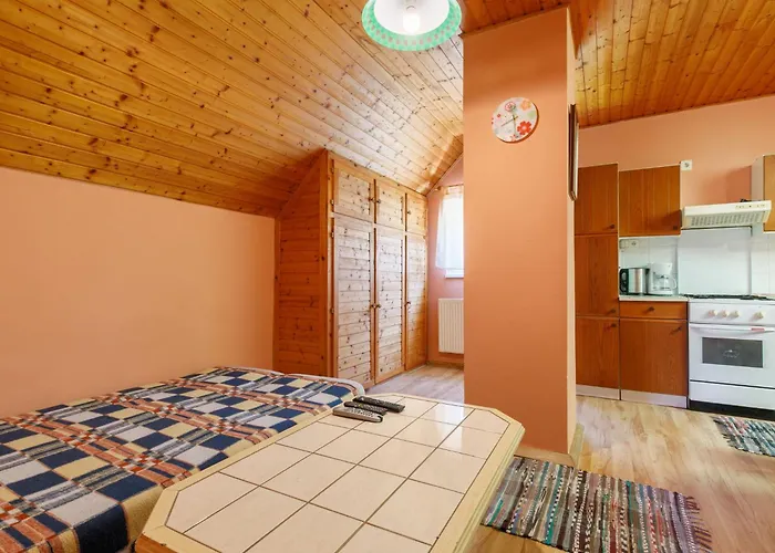 Keszeg-1 By Interhome